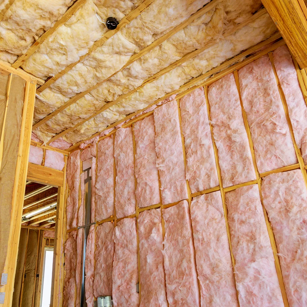 Isolation extérieure de toiture (sarking) : avantages et prix à Louvigné